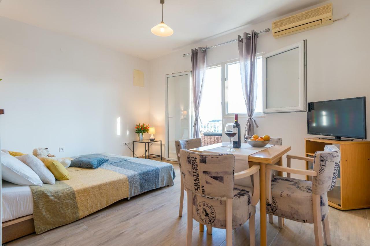Lily'S Apartments Dubrovnik Luaran gambar